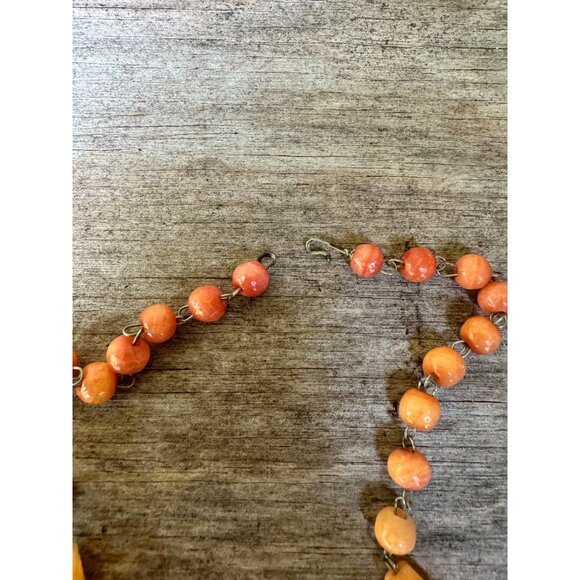 Carved Orange Leaf Pendant Necklace With Beaded Chain & Hook Clasp For Women Or - Picture 5 of 7